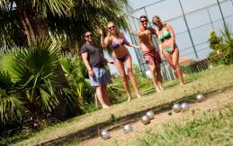GARDEN OF SUN HOTEL Activities